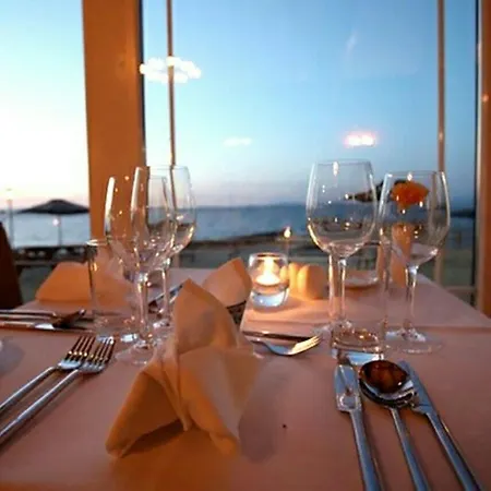 Hotel Creevy Pier *